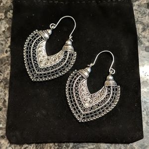Silver Earrings ❤️
